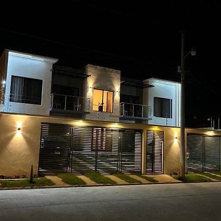 Apartamentos Orquidea Dorada Apt 101 & 104 Комаягуа Екстериор снимка