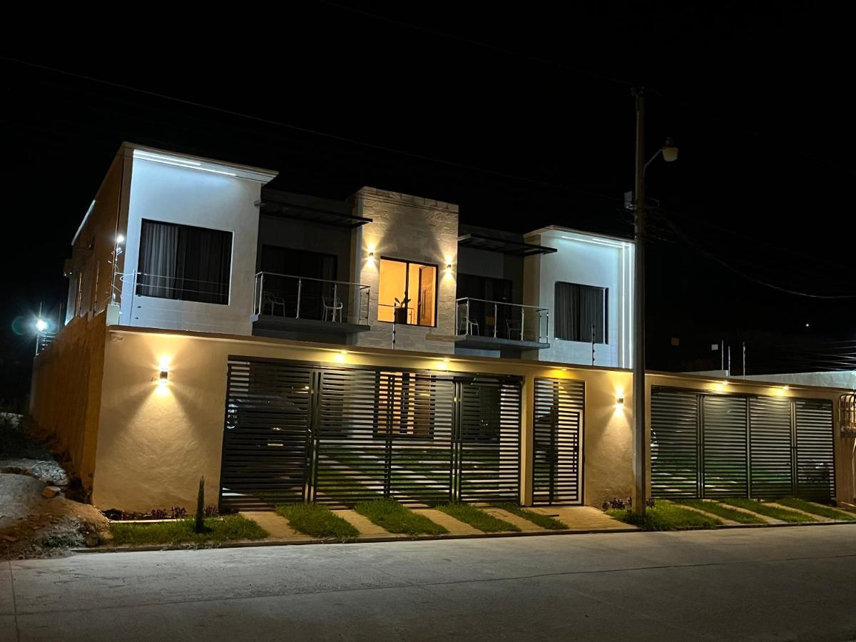 Apartamentos Orquidea Dorada Apt 101 & 104 Комаягуа Екстериор снимка